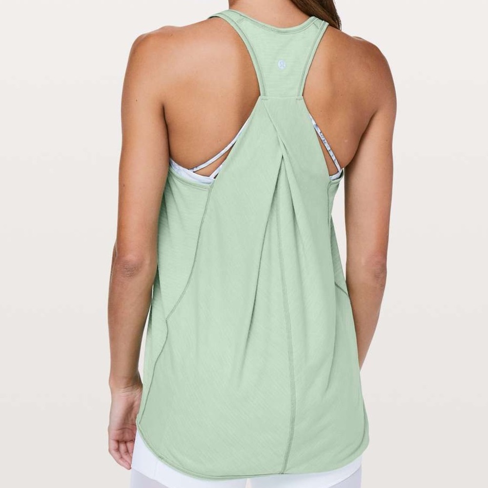 Lululemon Essential Tank (Pleated)